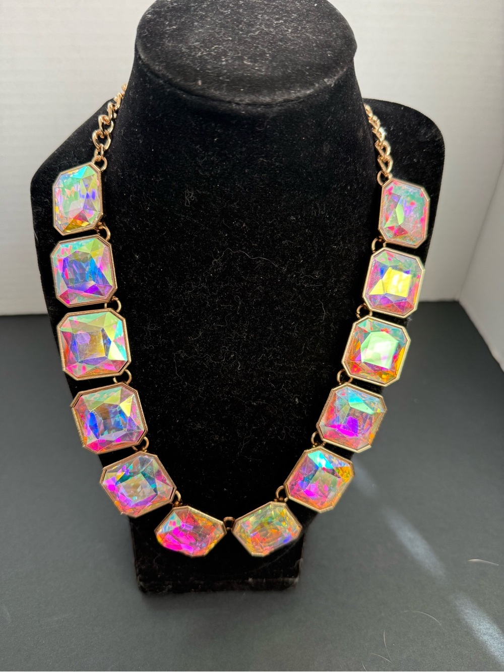 Iridescent Faceted Statement Necklace - Gold Chain